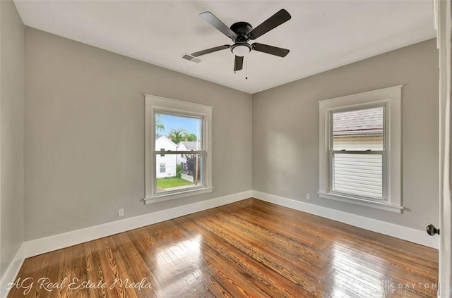 200 Garfield St, Middletown, OH 45044 - spare room with wood finished floors and a ceiling fan