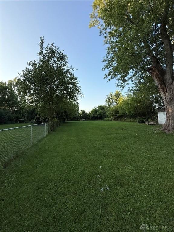 4904 Alpha Rd, Springfield, OH 45504 - view of yard