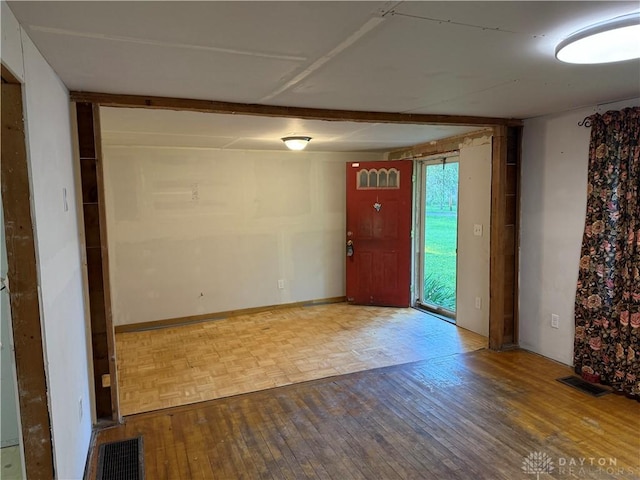 4904 Alpha Rd, Springfield, OH 45504 - entrance foyer featuring parquet flooring