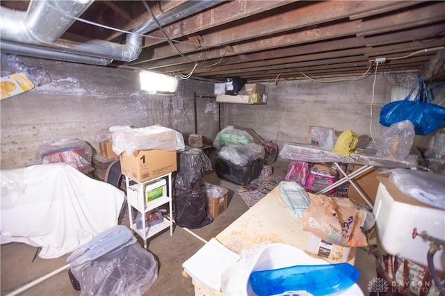 2107 Woodlawn Ave, Middletown, OH 45044 - view of unfinished basement