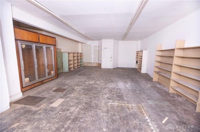 2107 Woodlawn Ave, Middletown, OH 45044 - below grade area featuring stairs
