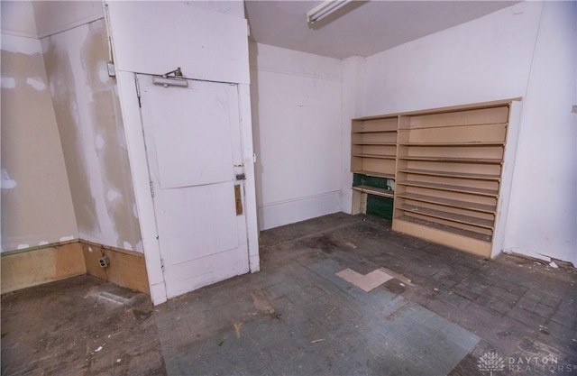 2107 Woodlawn Ave, Middletown, OH 45044 - view of misc room