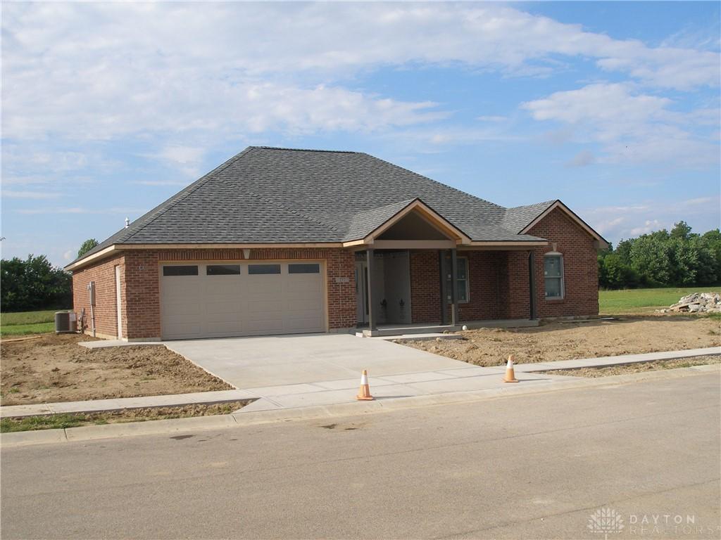 232 Goldenrod Dr, Eaton, OH 45320 - photo 1