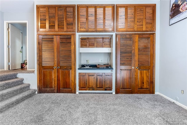 1839 Quail Hollow Rd, Washington Twp, OH 45459 - detailed view of carpet floors