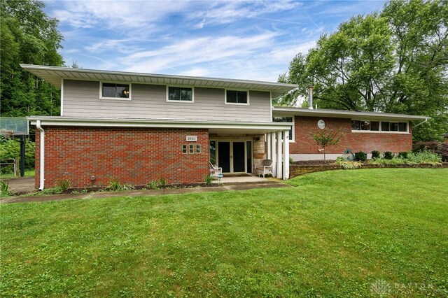 3931 E Enon Rd, Yellow Springs Vlg, OH 45387 - photo 1