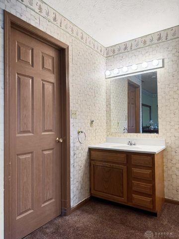 411 Parkway Blvd, Urbana, OH 43078 - photo 22