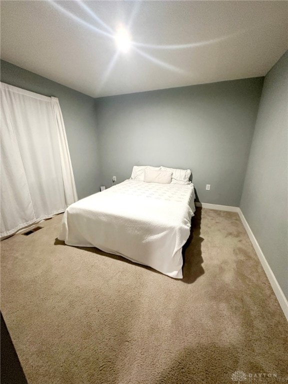 6655 Roycroft Dr, Middletown, OH 45042 - bedroom with carpet and baseboards