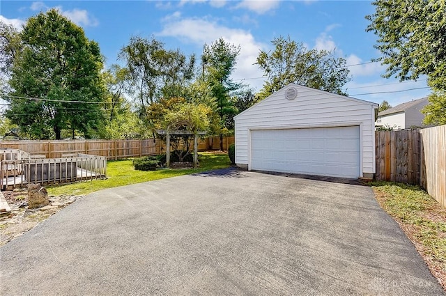 106 Mark Ct, Germantown, OH 45327 - view of detached garage
