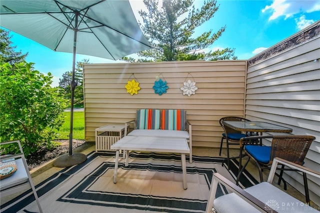 9689 Centerville Creek Ln, Centerville, OH 45458 - view of patio