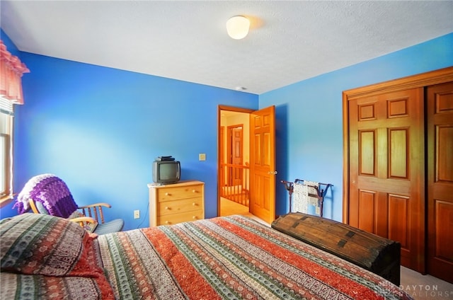 3244 N Shoemaker Rd, Lebanon, OH 45036 - view of carpeted bedroom