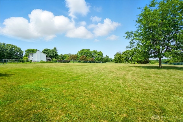 3244 N Shoemaker Rd, Lebanon, OH 45036 - view of yard