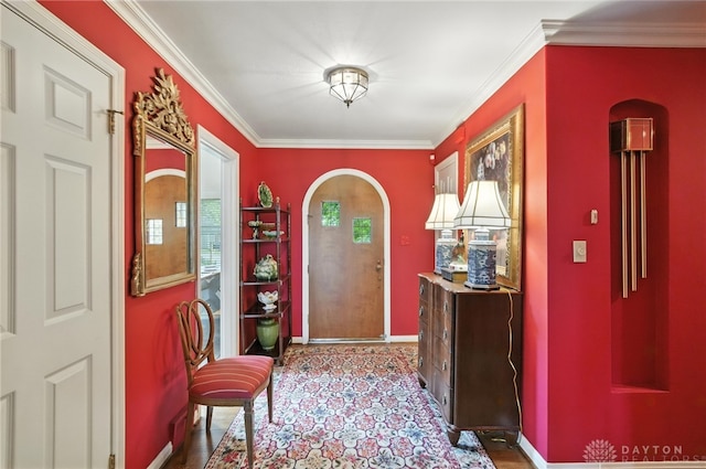 1314 Red Bud Trl, Dayton, OH 45409 - entrance foyer with arched walkways and crown molding