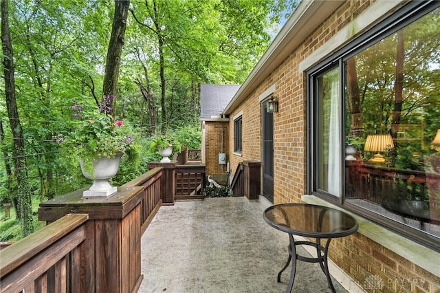 1314 Red Bud Trl, Dayton, OH 45409 - view of patio