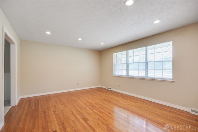 3299 Suburban Dr, Beavercreek, OH 45432 - photo 10