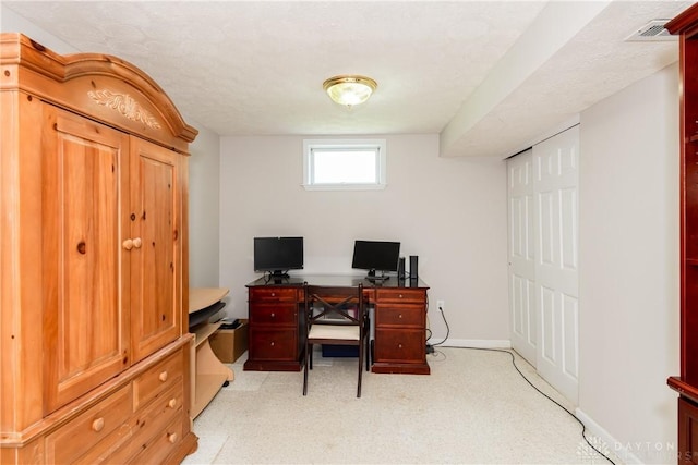 2384 Flyway Ct, Beavercreek, OH 45431 - office space with light colored carpet