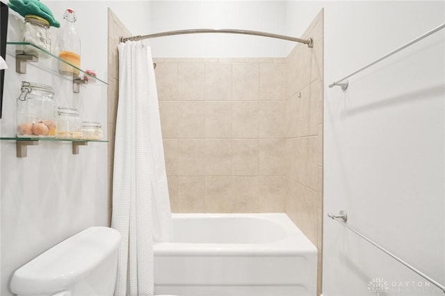 7921 Locust Grove Ct, Springboro, OH 45066 - bathroom featuring toilet and shower / bath combo with shower curtain