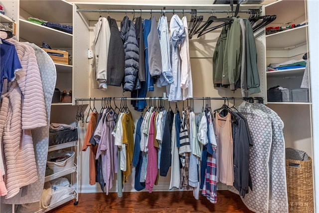 9031 S Normandy Ln, Washington Twp, OH 45458 - walk in closet featuring wood finished floors