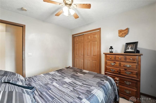 450 Overfield Pl, Troy, OH 45373 - bedroom featuring a closet, carpet floors, and ceiling fan