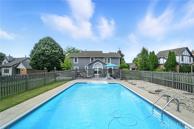 3166 Green Turtle Dr, Butler Twp, OH 45414 - view of pool featuring a fenced backyard