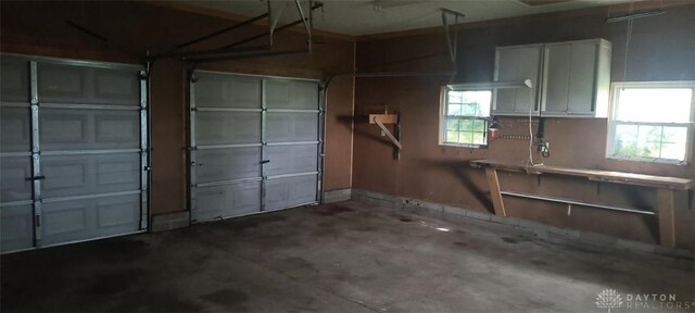 29 Elm St, Jamestown Vlg, OH 45335 - view of garage