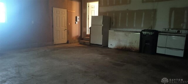 29 Elm St, Jamestown Vlg, OH 45335 - spare room with concrete flooring