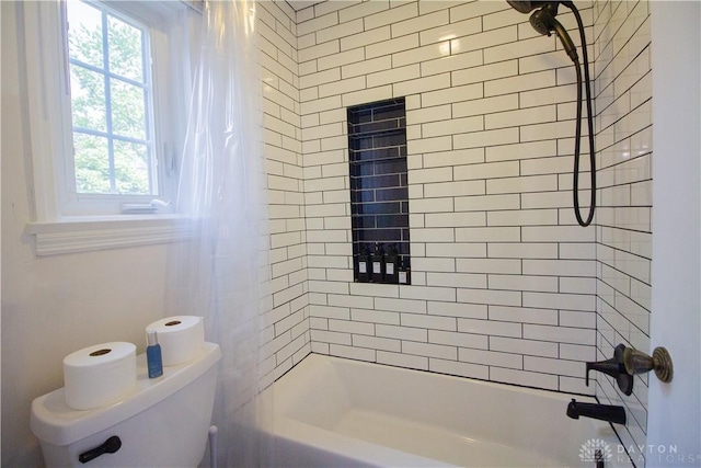 101 Blue Gate Cir Unit 1, Dayton, OH 45429 - bathroom with shower / bath combination with curtain