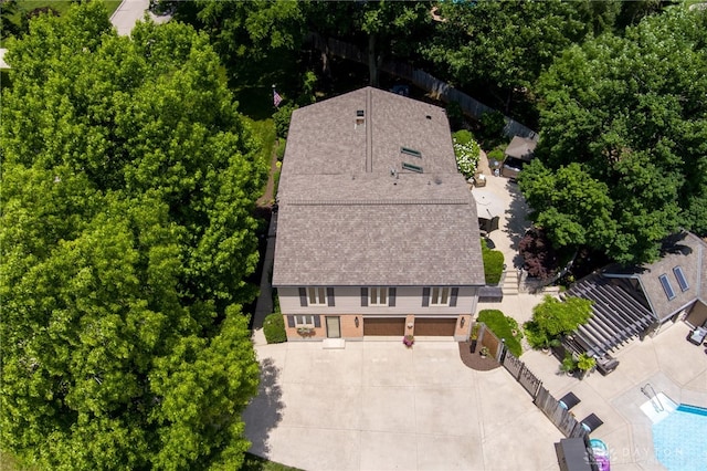 5516 Anne Ln, Washington Twp, OH 45459 - view of subject property with a pool area