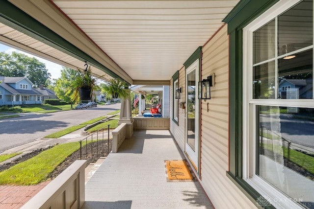 351 N 3rd St, Tipp City, OH 45371 - photo 2