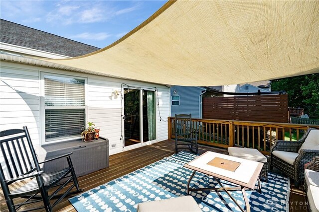 162 Choctaw Cir, Franklin, OH 45005 - wooden terrace with an outdoor living space