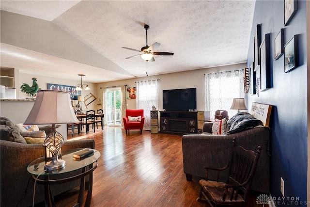 162 Choctaw Cir, Franklin, OH 45005 - living area featuring healthy amount of natural light, vaulted ceiling, wood finished floors, ceiling fan, and a textured ceiling