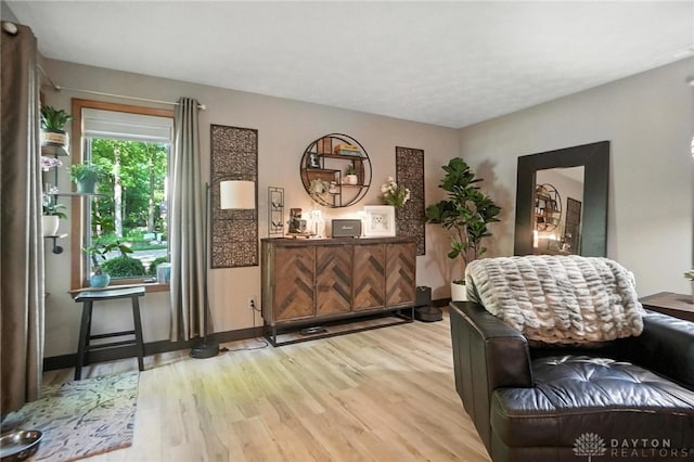 1778 Kensington Dr, Bellbrook, OH 45305 - sitting room featuring light wood-type flooring