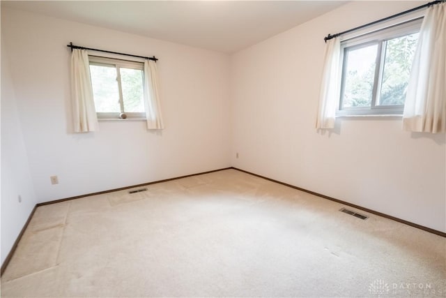 4425 E Entrada Dr, Beavercreek, OH 45431 - spare room featuring light carpet