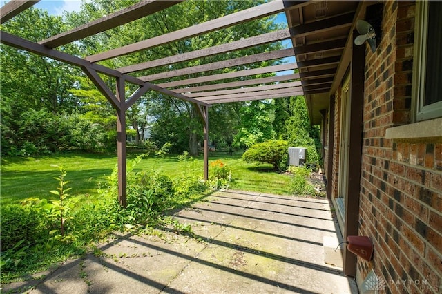 4425 E Entrada Dr, Beavercreek, OH 45431 - view of patio / terrace with a pergola and view of scattered trees