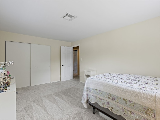 6118 Carnation Rd, Dayton, OH 45449 - bedroom with light colored carpet and a closet