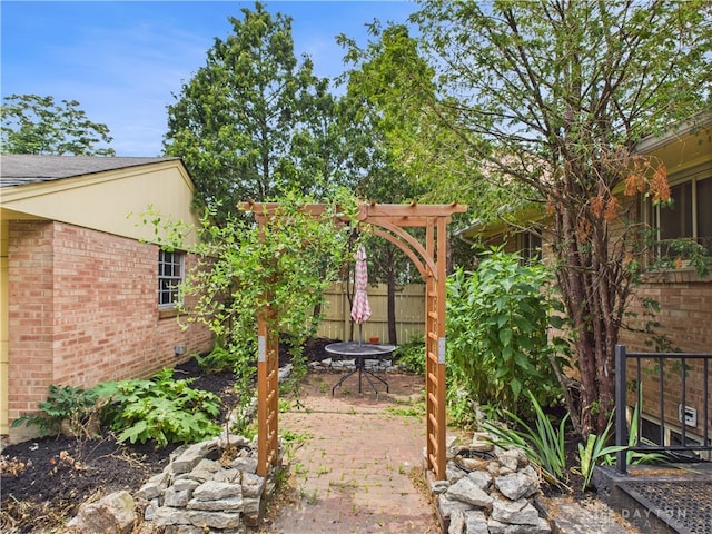 2120 Wyoming St, Dayton, OH 45410 - view of yard