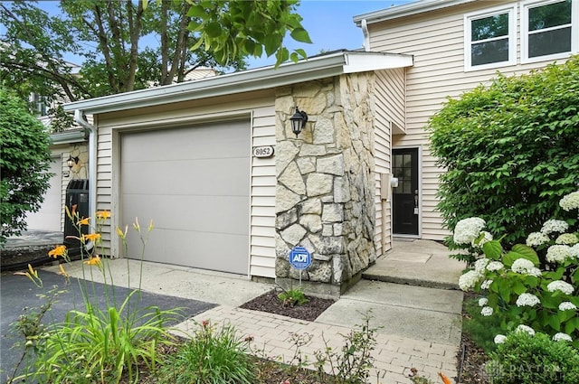 8052 Timberlodge Trl, Washington Twp, OH 45458 - view of garage