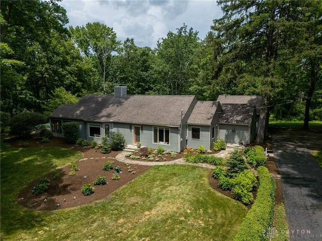 185 Manor Ln, Washington Twp, OH 45429 - photo 1