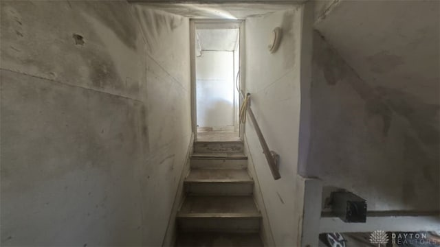 16 E Hudson Ave Unit 14, Dayton, OH 45405 - view of stairs
