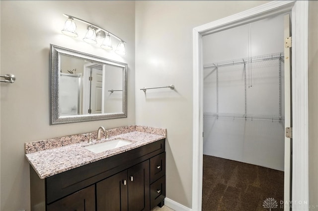 118 Hill St, Xenia, OH 45385 - full bath with vanity and a spacious closet