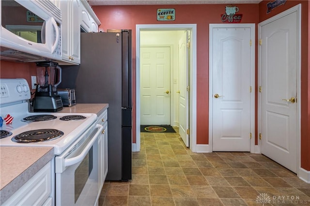 6991 Salon Cir, Huber Heights, OH 45424 - photo 16