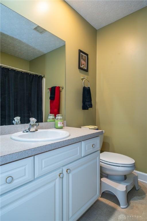 6991 Salon Cir, Huber Heights, OH 45424 - photo 37