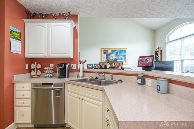 6991 Salon Cir, Huber Heights, OH 45424 - photo 20