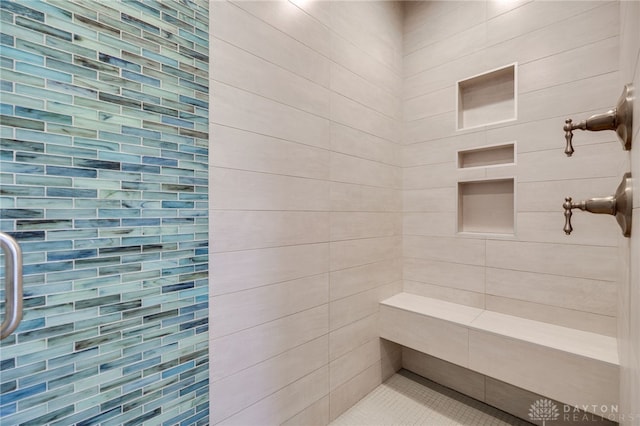 1461 Abbey Park Pl, Beavercreek Twp, OH 45385 - bathroom with a tile shower