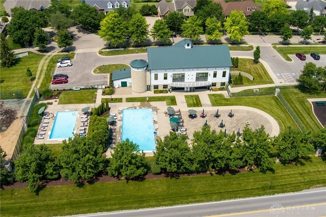 1461 Abbey Park Pl, Beavercreek Twp, OH 45385 - bird's eye view of a pool