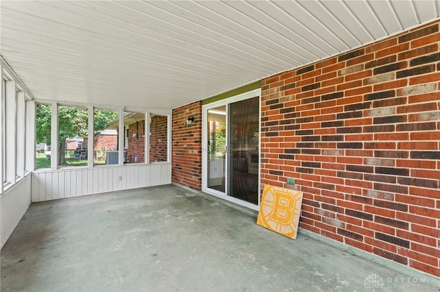 1021 Nutmeg Sq, Troy, OH 45373 - view of patio / terrace