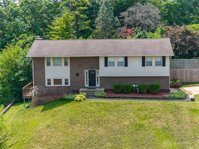 500 Lincoln Green Dr, West Carrollton, OH 45449 - photo 2