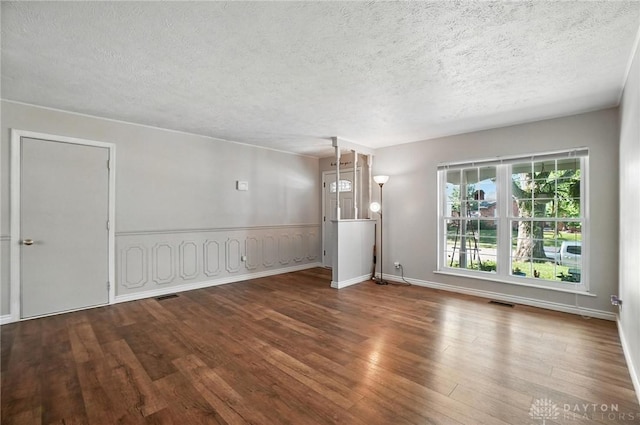 310 Larchway Ln, Springboro, OH 45066 - photo 2