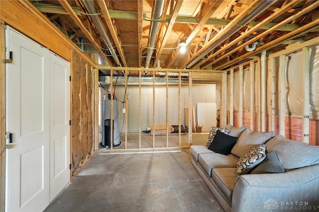1471 Runnymeade Way, Beavercreek Twp, OH 45385 - unfinished below grade area featuring gas water heater