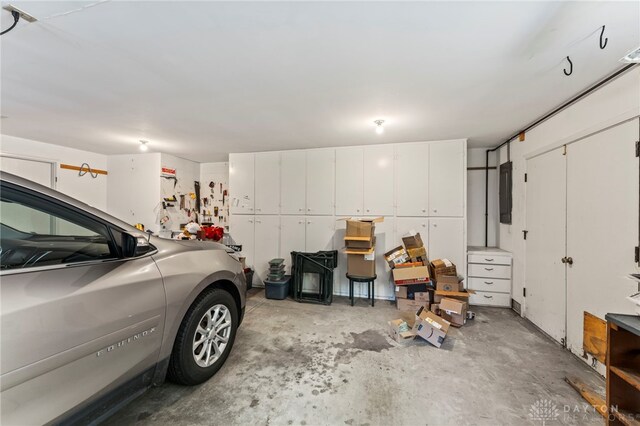347 Winding Trl, Xenia, OH 45385 - view of garage