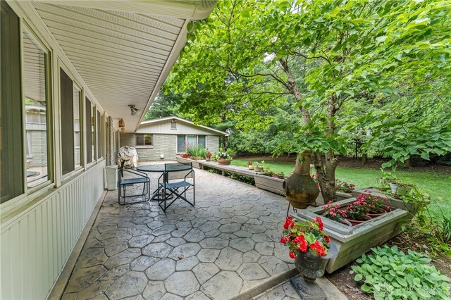 347 Winding Trl, Xenia, OH 45385 - view of patio with outdoor dining area